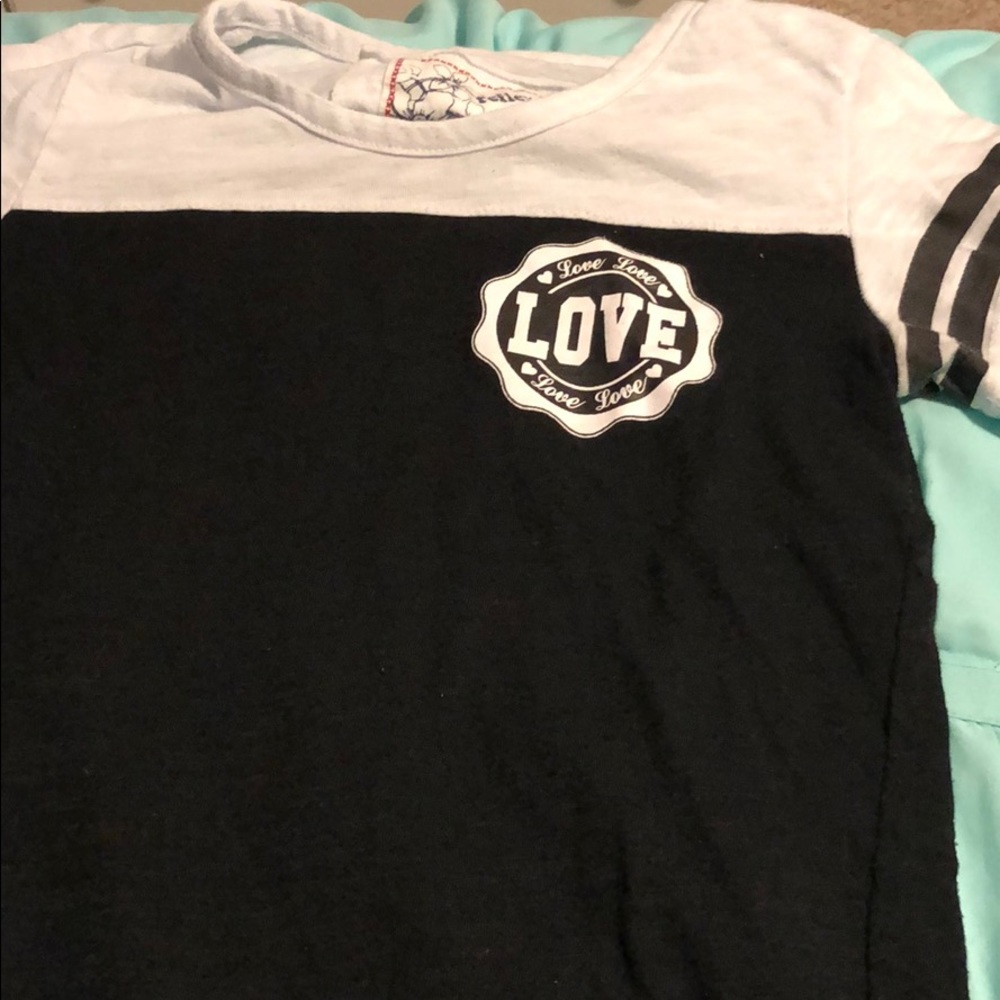 short sleeve shirt